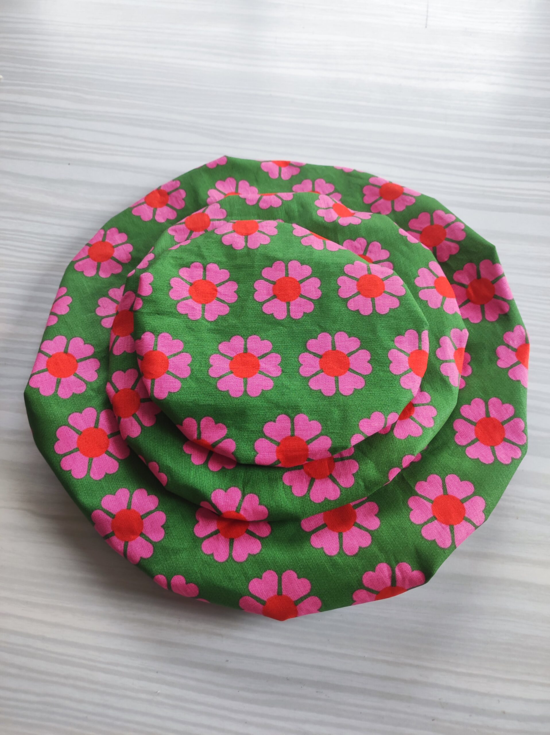couvre plat vert et fleur rose la bouclette couvre plat vert et fleur rose la bouclette