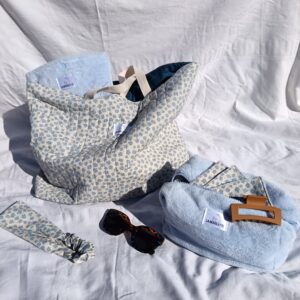 sac trousse pochette livre bandeau cheveux la bouclette